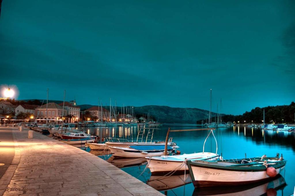 Apartments Antonio Stari Grad  Eksteriør bilde