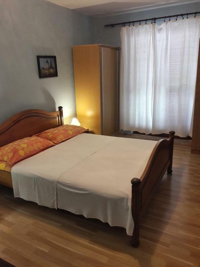 Apartments Antonio Stari Grad  Eksteriør bilde